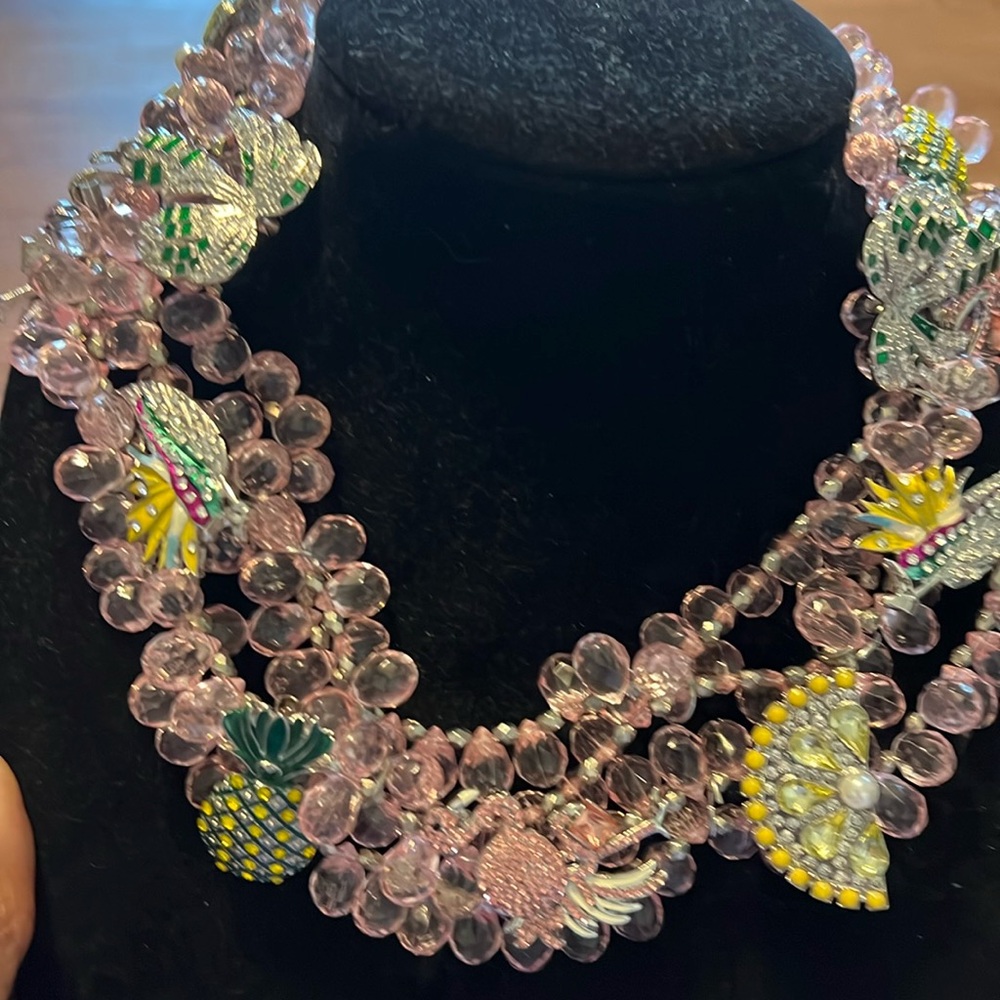 Sassy Jones vintage necklace never used Malibu Luke bib.